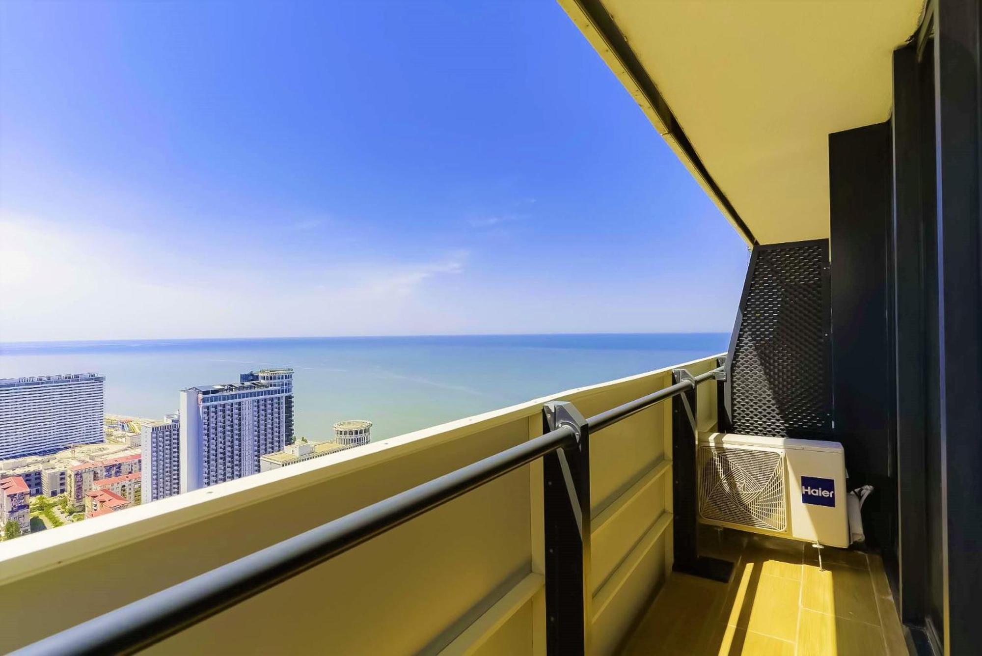Relax And Unwind Premier Sea View Aparthotel In Batum Dış mekan fotoğraf